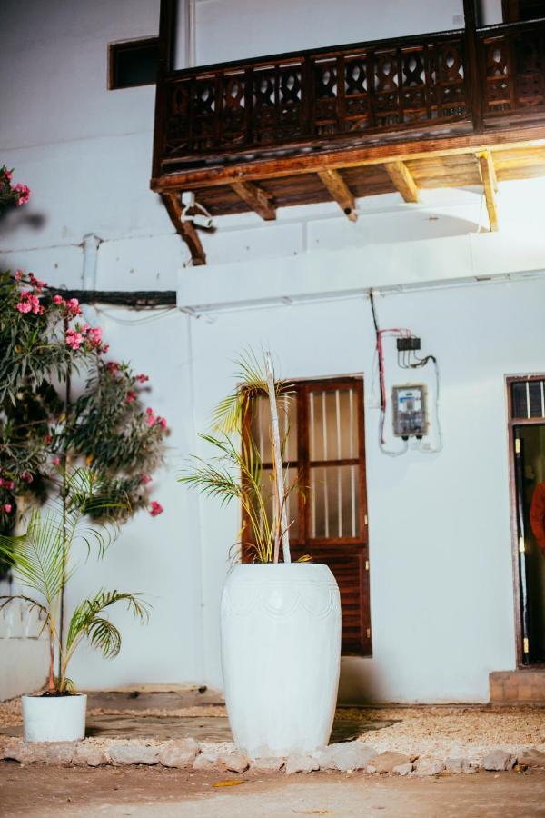 Plumeria Motel - Stone Town Sansibar Exterior foto